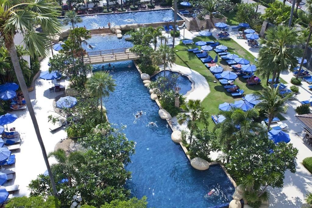 Jomtien Palm Beach Hotel & Resort
